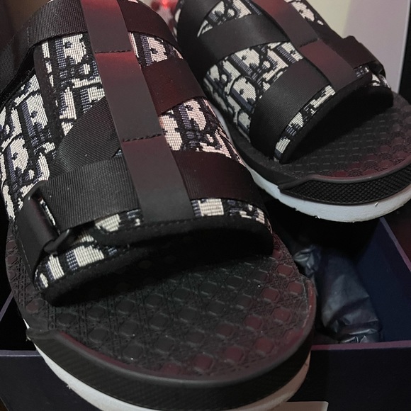 DIOR ALPHA SANDAL - Picture 1 of 4